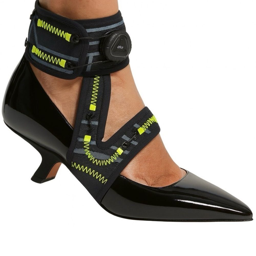 NEW DIOR X ROGER VIVIER 62-66 Black & Green Patent Leather Pumps IT37.5